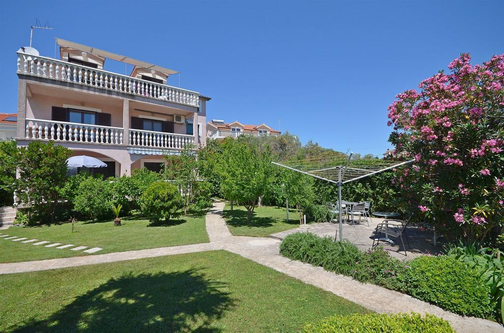 Apartments Daniela Vodice Exterior foto